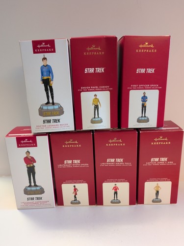 Lot hallmark ornaments - 7,
